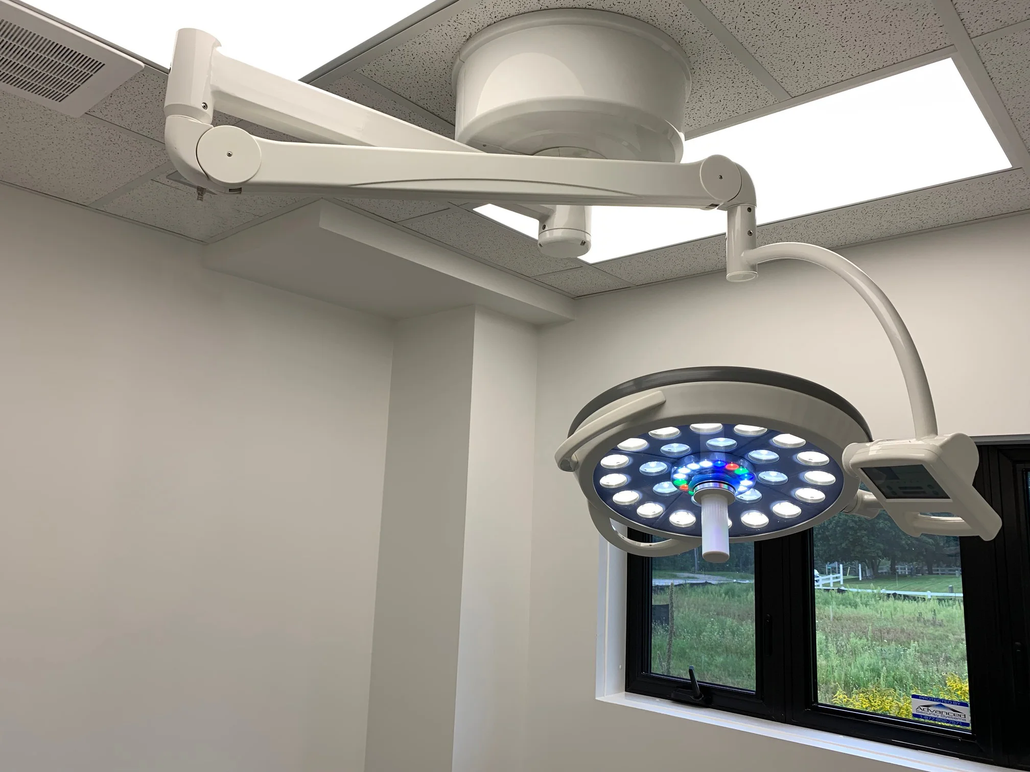 MICARE E500 Cree LED Single Dome Surgical Lamp Operating Theatre Light OT Light factory
