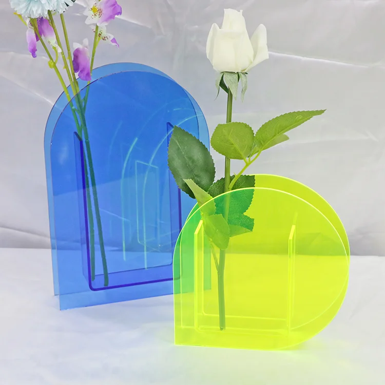 Clear Tall Round Acrylic Flower Vase For Home Or Wedding Decoration