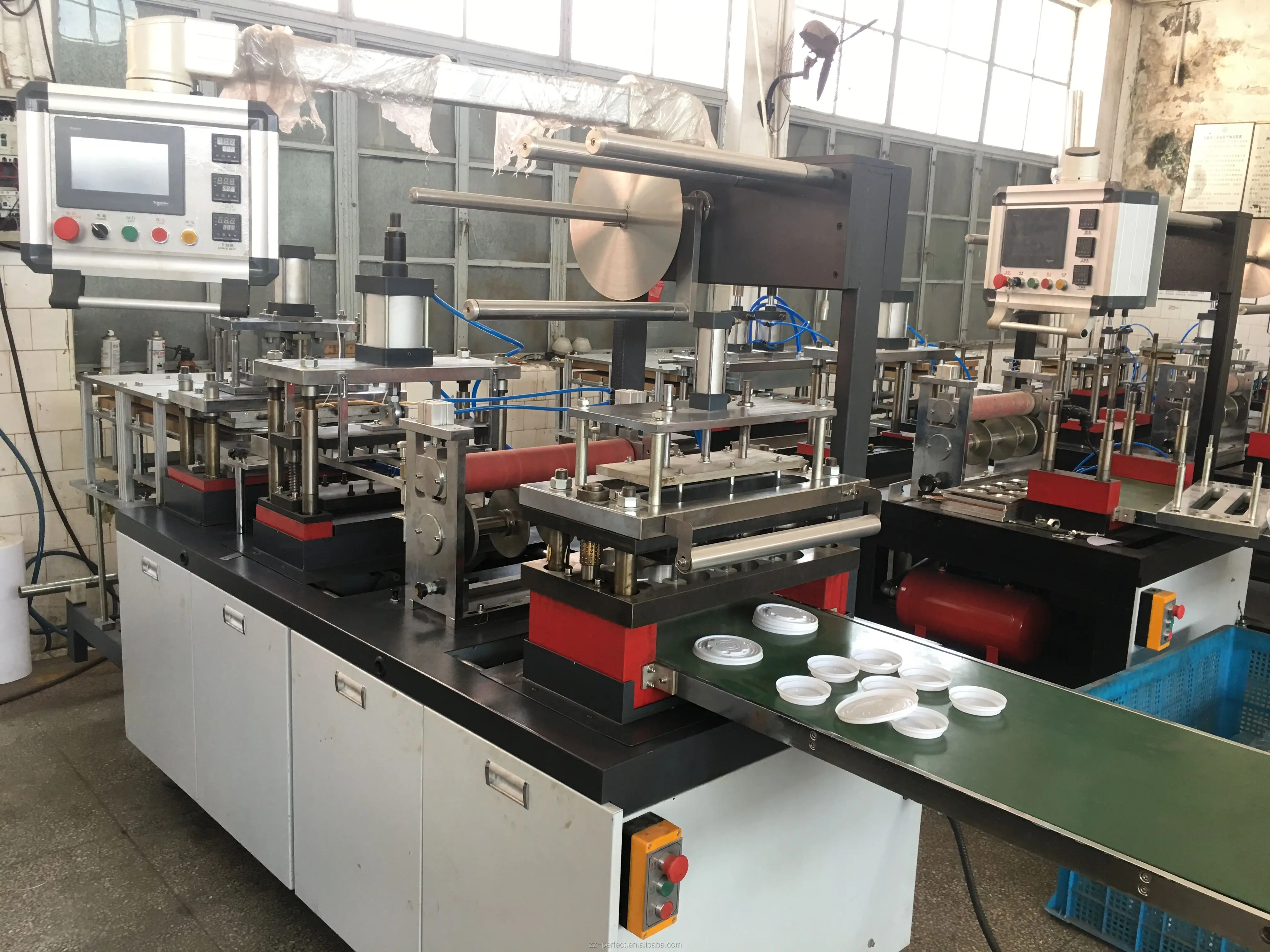automatic pp plastic cup lid thermoforming machine