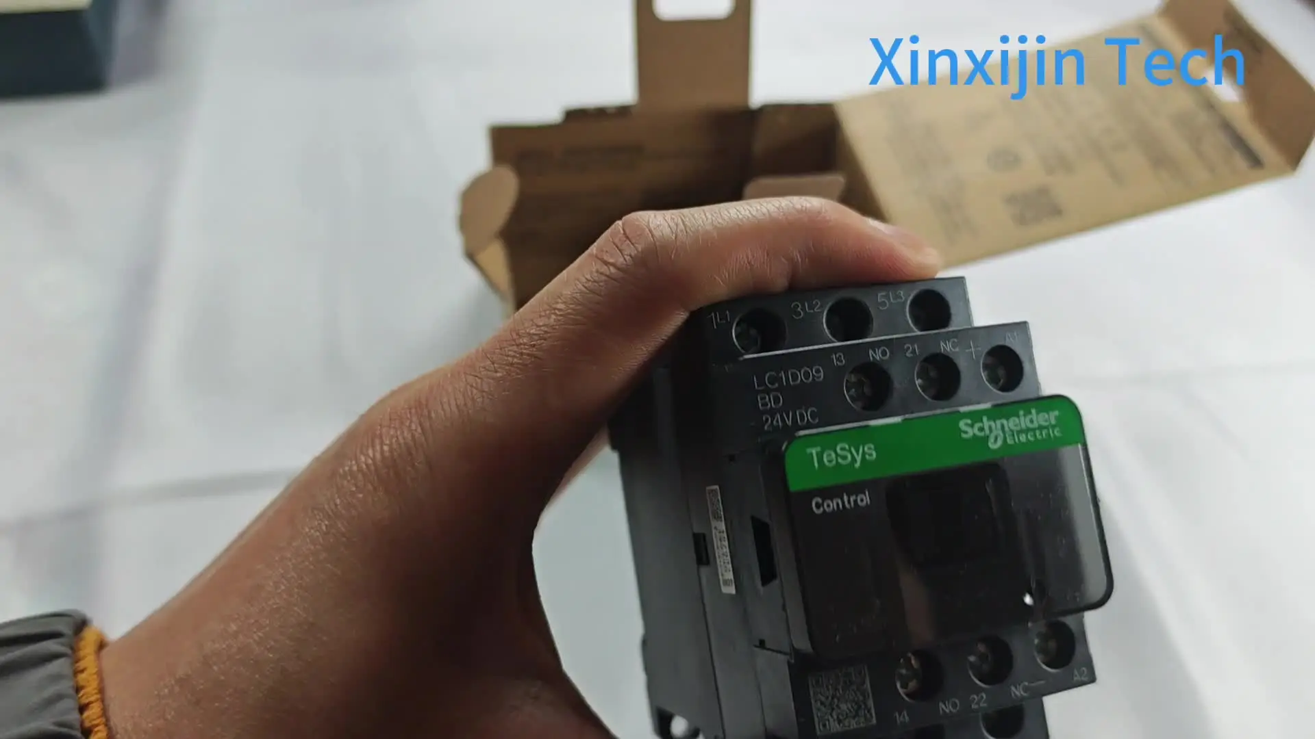 Schnei der Automation Control ATV320U75M3C/N4B/4W/4WS/S6C/D15M3C