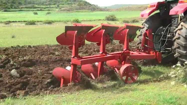 Equipo de maquinaria agrícola Furro de arado Furro de arado de tablero para tractor