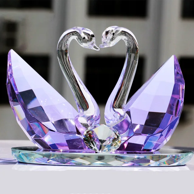 Super crystal. Подарок на стеклянную свадьбу. Хрустальные лебеди. Статуэтка из хрусталя на 15 лет свадьбы. Хрустальная статуэтка 2021.