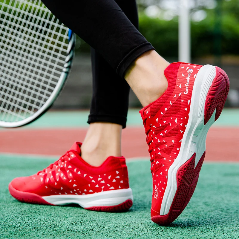 China Sport Shoes For Men And Women Breathable Cheap Badminton Shoes