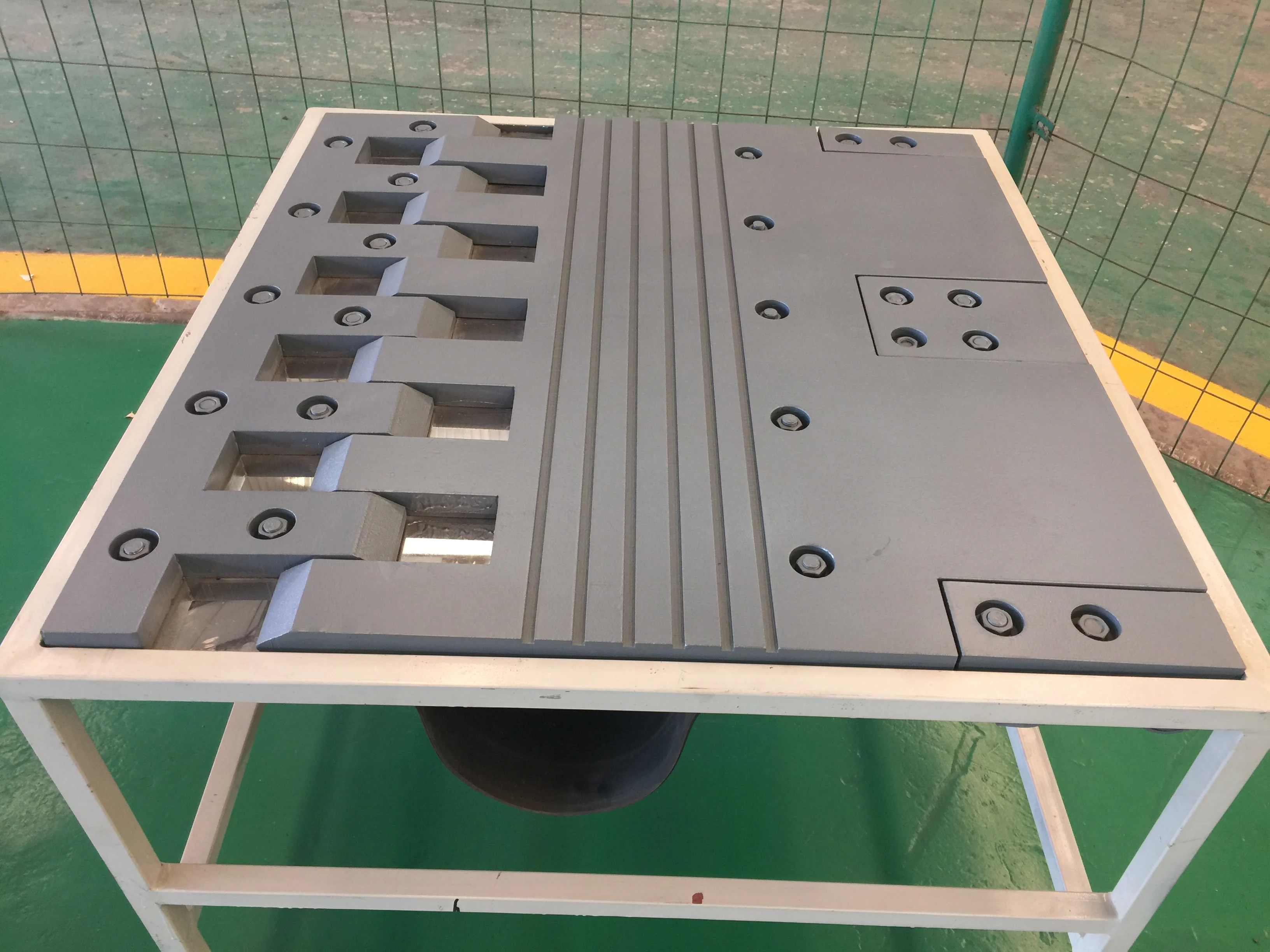 Finger / Comb / Teeth Expansion Joints Used For Bridge Buy Finger