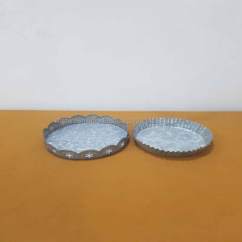 Modern Round Metal Trays Are Used To Decorate The Living Room And