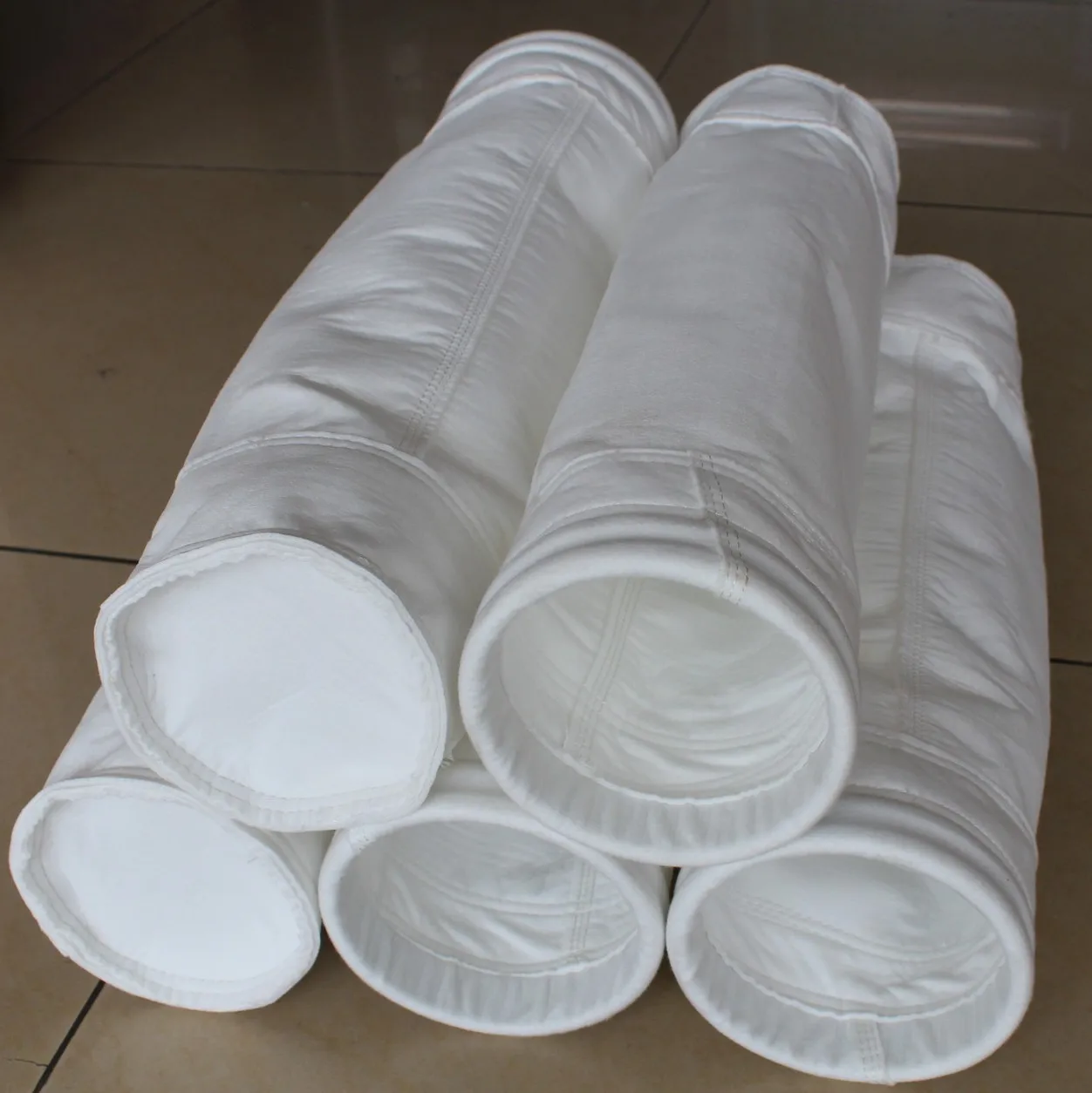 厂家直销涤纶滤袋除尘器适用于矿山石灰石水泥钢铁木材加工