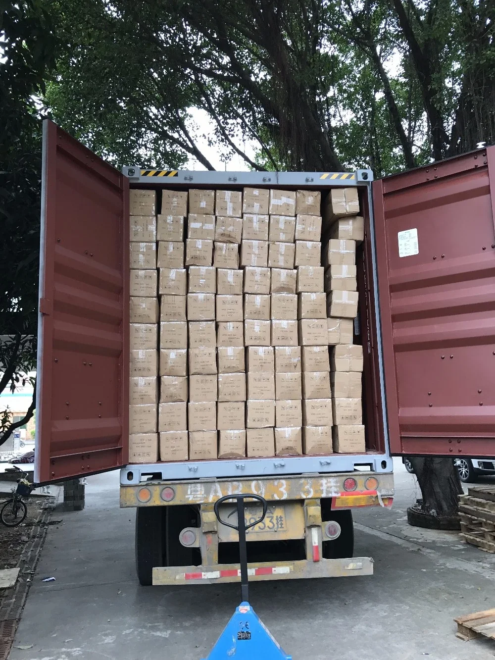 Package And Delivery  (3).jpg