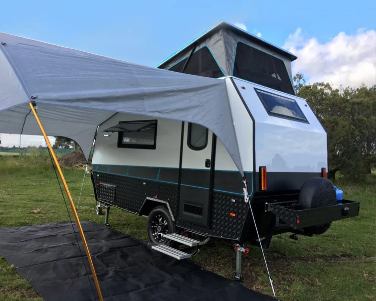 4x4 Small off Road Expanding Roof Top Tent Camping Trailer