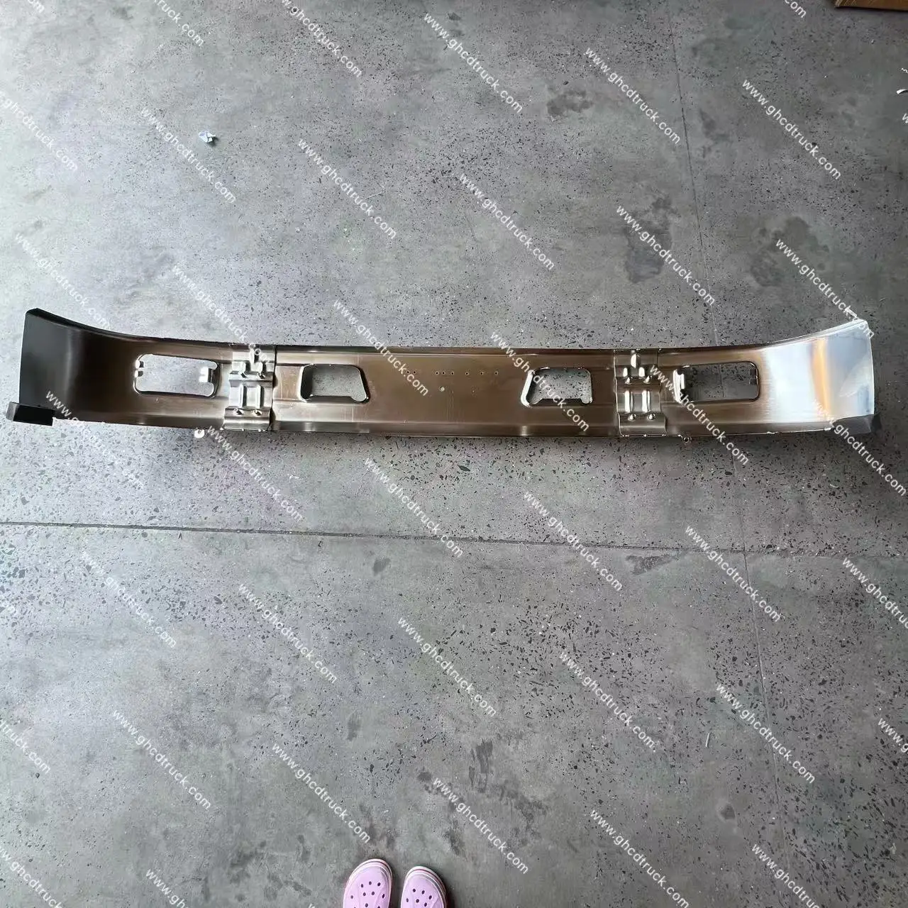 product ghcd factory produce high quality original split metal chrome bumper for japanese truck for hino new-5