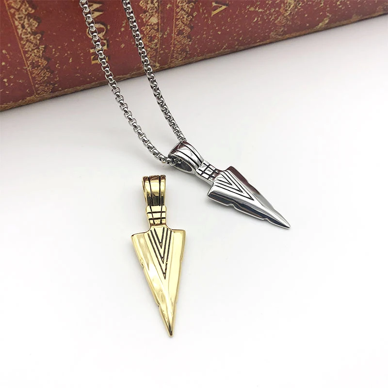 2020 新款酷男士时尚金色银色黑色箭头吊坠长链项链不锈钢项链
