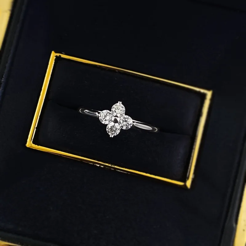 Small Fresh Style S925 Silver Ring Live New Four-leaf Clover with Geometric Lab Diamond Lucky Grass French for Party Gift