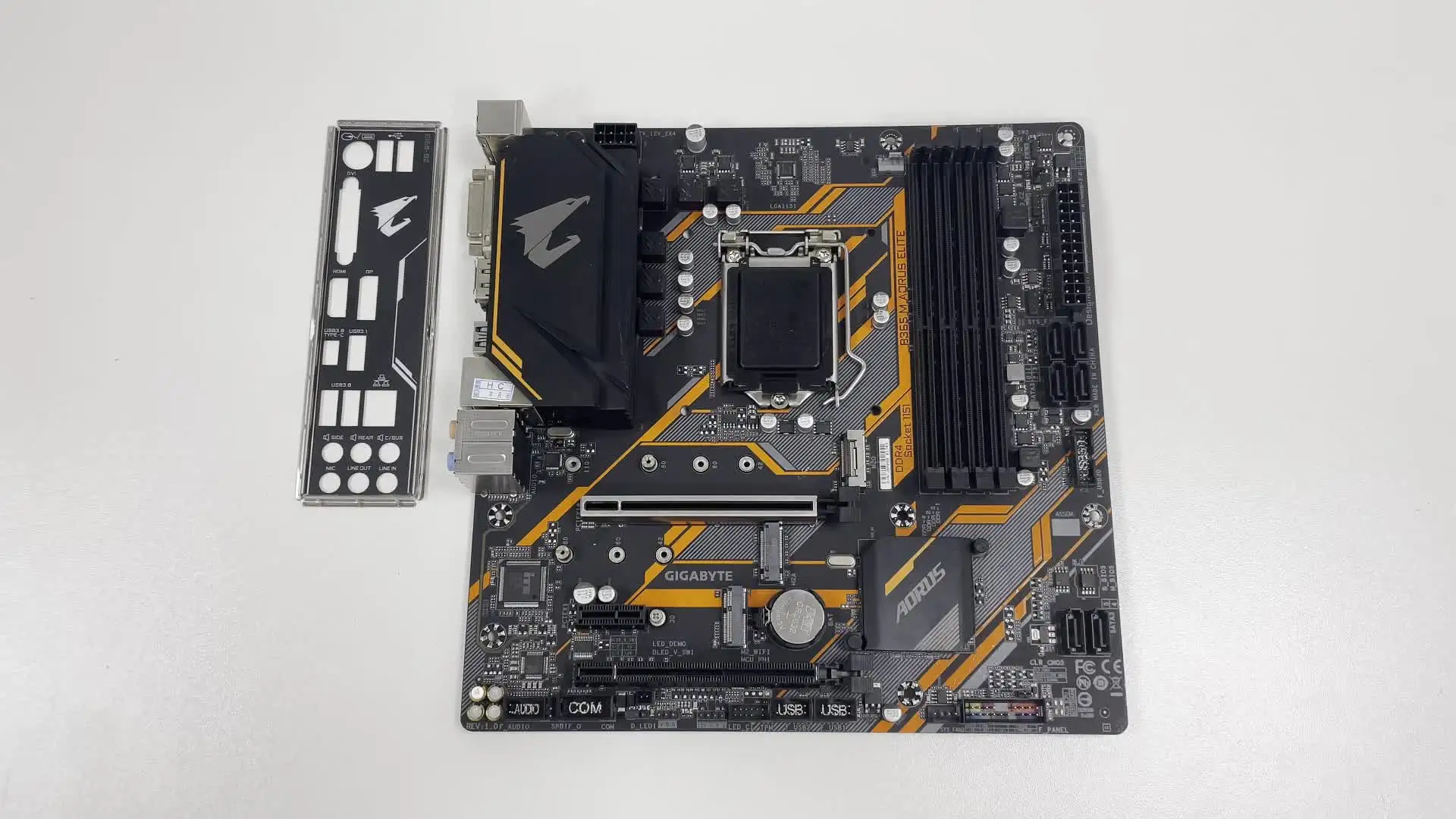 Lga 1151 Gigabyte B365 Aorus GIGABYTE B365 AORUS ELITE MATX