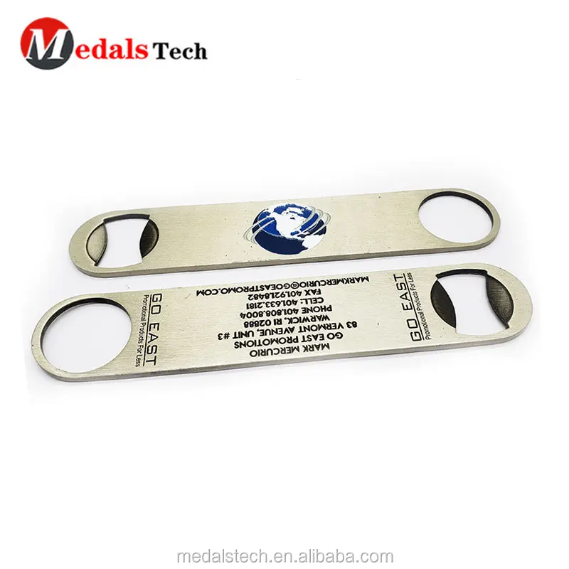 High quality custom  letters shape round metal souvenir keychain