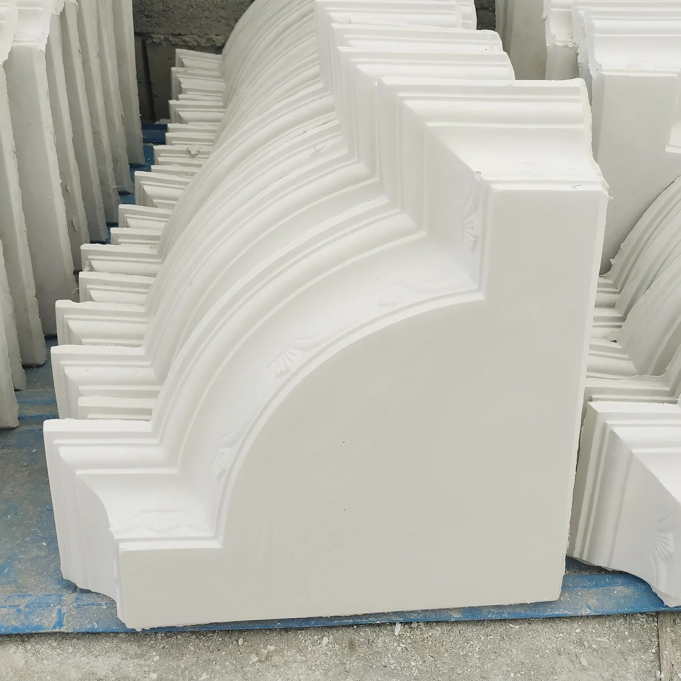 Superior Quality Gypsum Ceiling Color Cornice Designs For Molding Molds ...