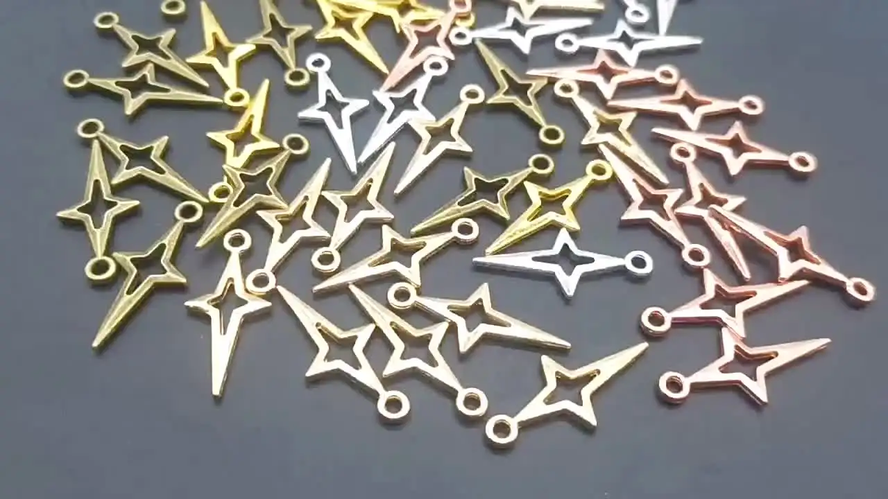 Colgantes y Collares de Estrellas