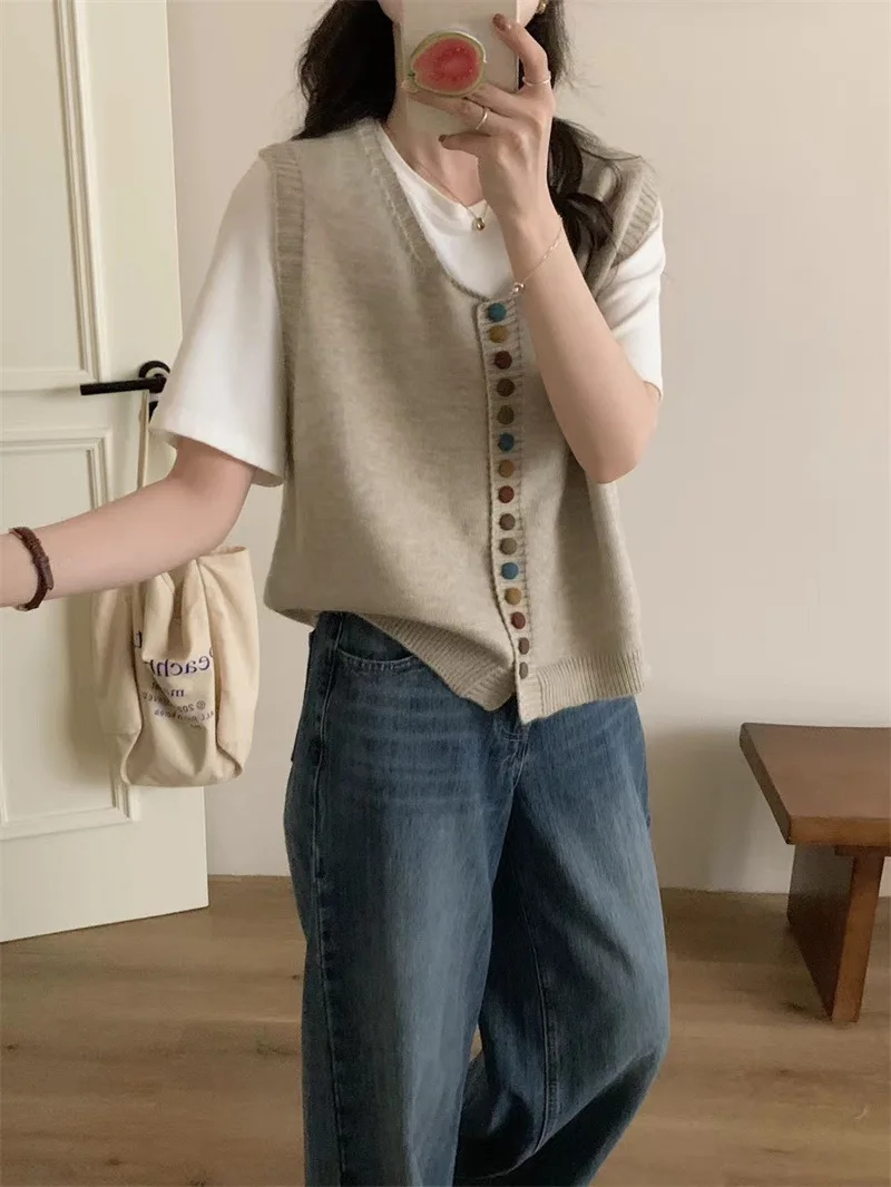 Colorful Button Knitted Casual Eco-Friendly Vest for Women Artistic Retro Soft Neck Layered Cardigan Outerwear