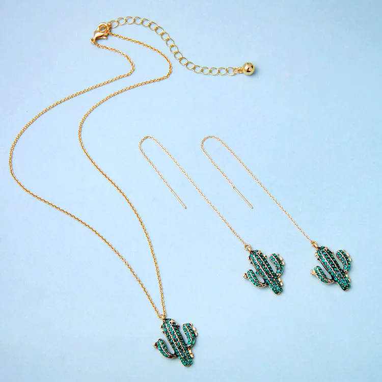 Cactus Necklace (2).jpg