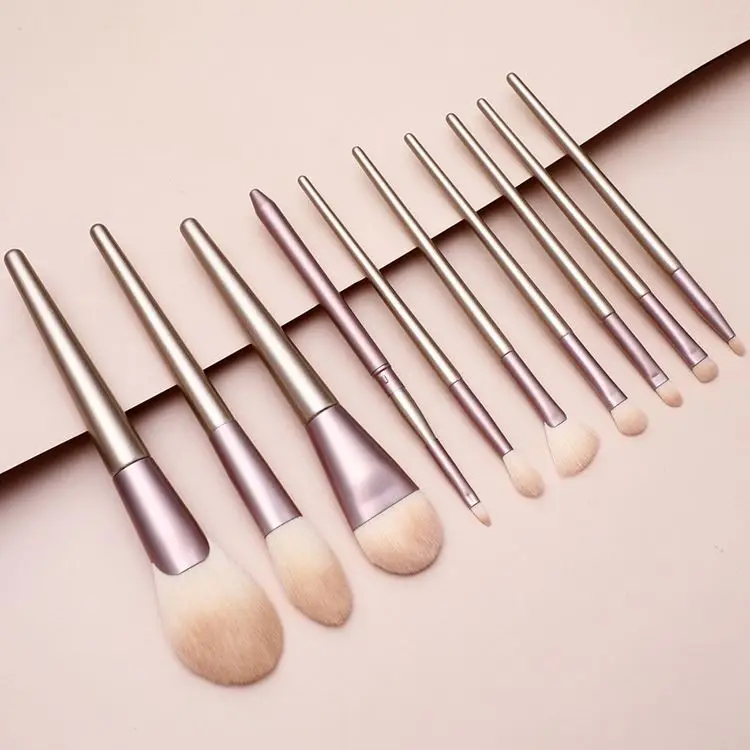 Makeup Brushes With Magnetic,Silicone Face Brush Led Light,Squirrel Brush Makeup