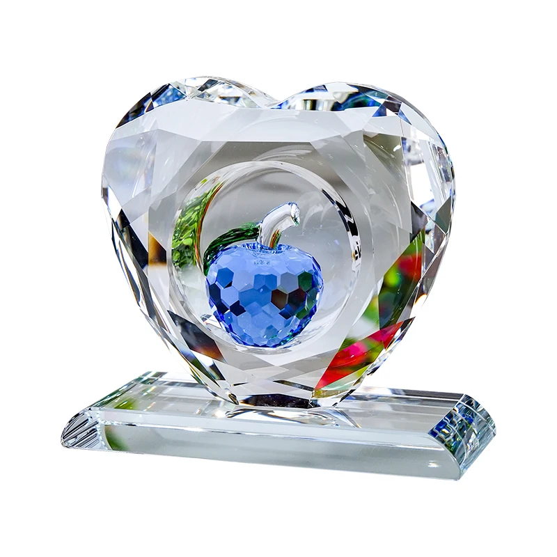 Small Crystal Glass Heart & Apple Model Polished Craft for Love Souvenir Birthday & Wedding Decor K9 Model supplier