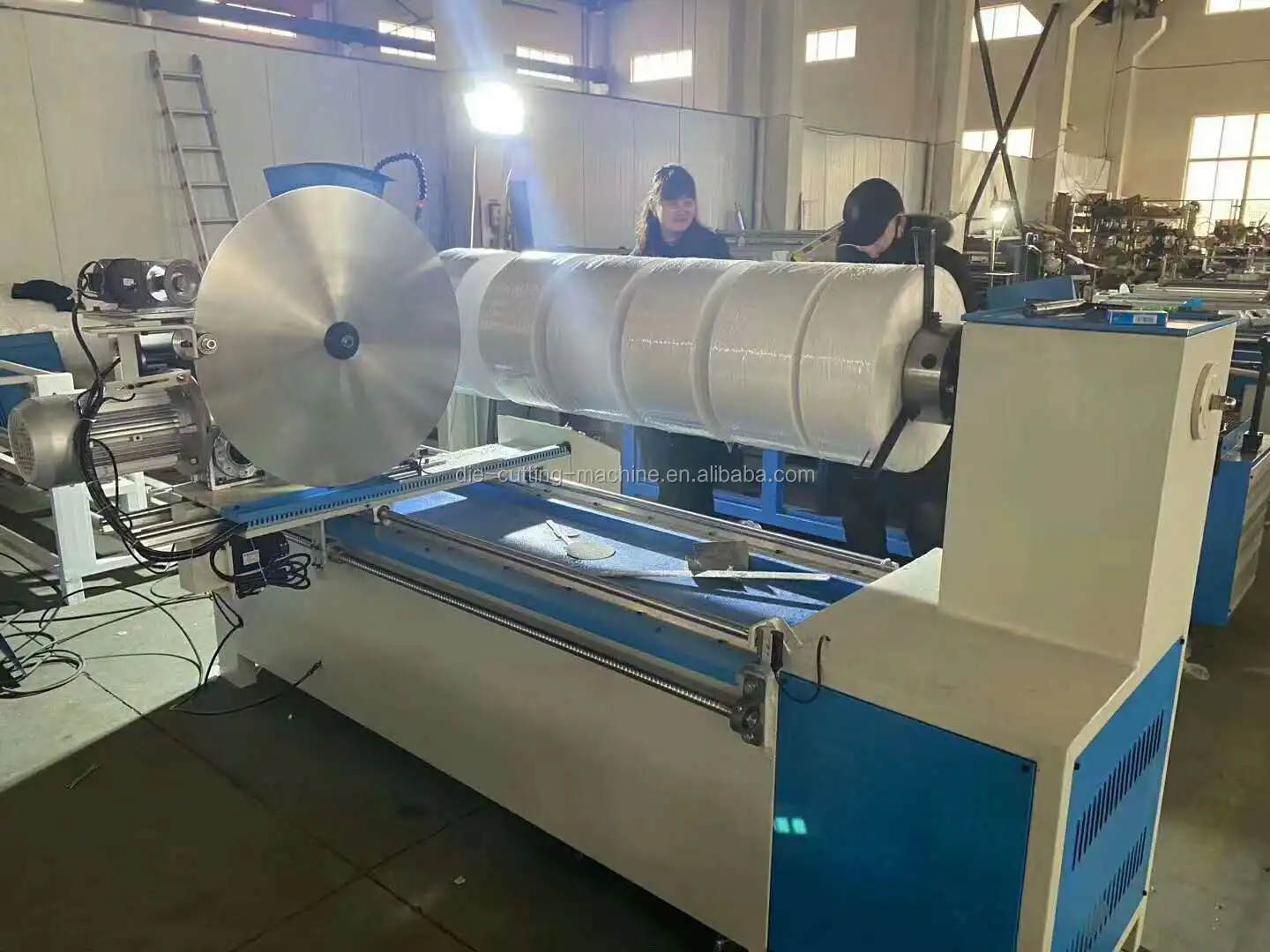 fabric slitting machine 3