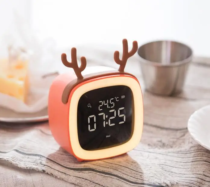 带夜灯的 led 屏幕电视形状数字闹钟