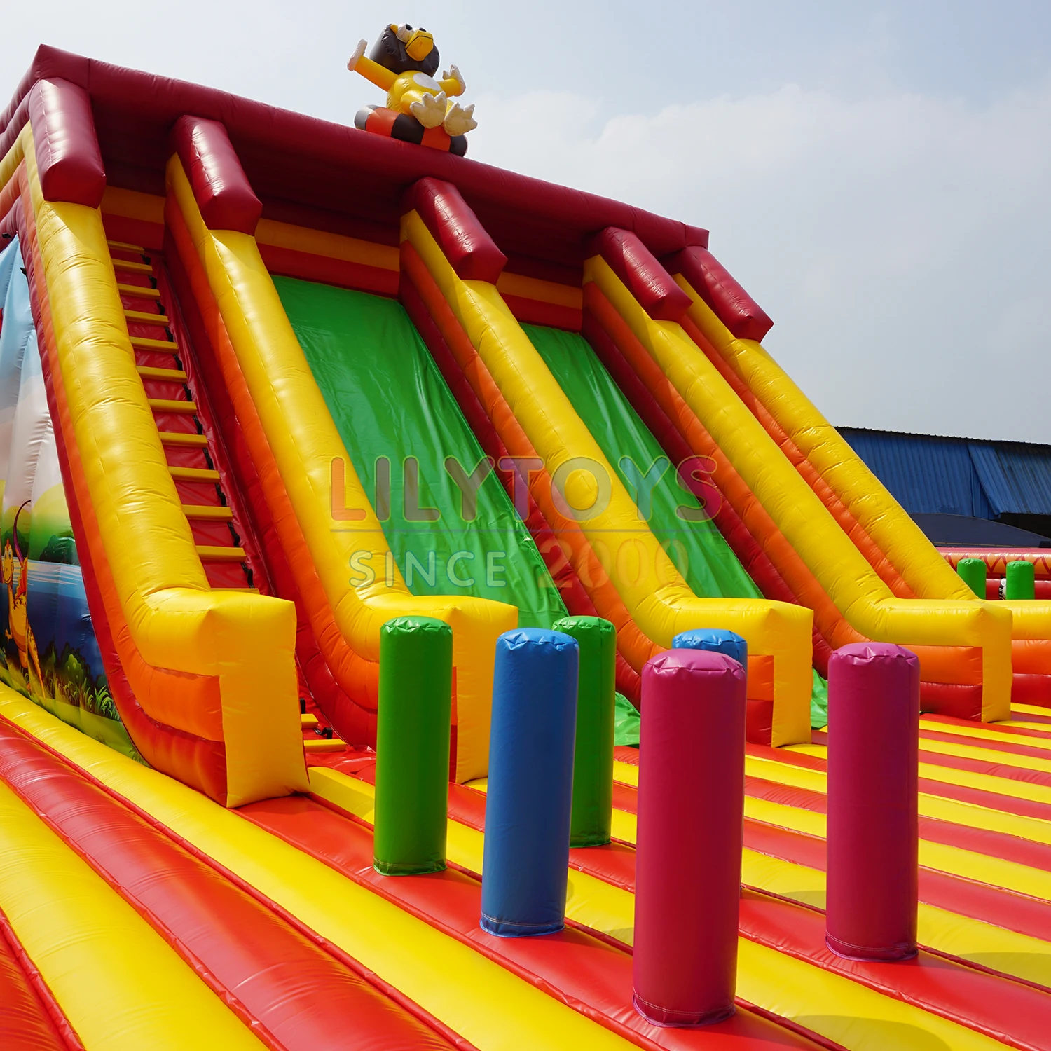 Giant Inflatable Playground Outdoor Bouncy Amusement Playground Games