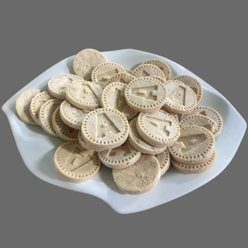 Pet Freeze Dried Chicken Phosphate Cake Snack for Cats & Dogs manufacture