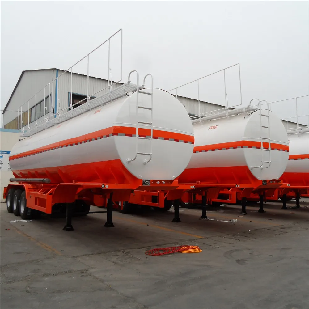 3 轴多车厢油罐车/坦克半挂车与 3 轴