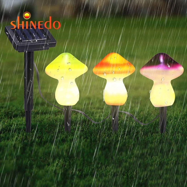 Solar Holiday Garden Decoration IP44 Waterproof Cute Mushroom Bollard Lively Light