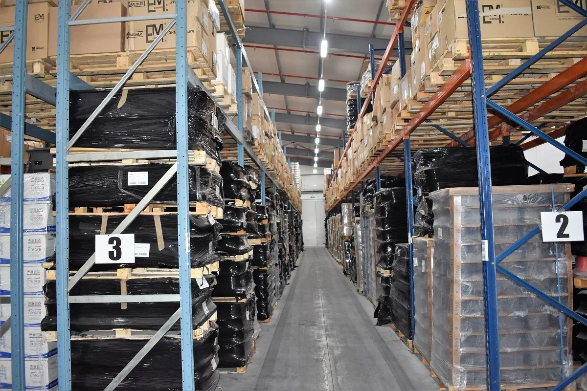 Highbay line case.jpg