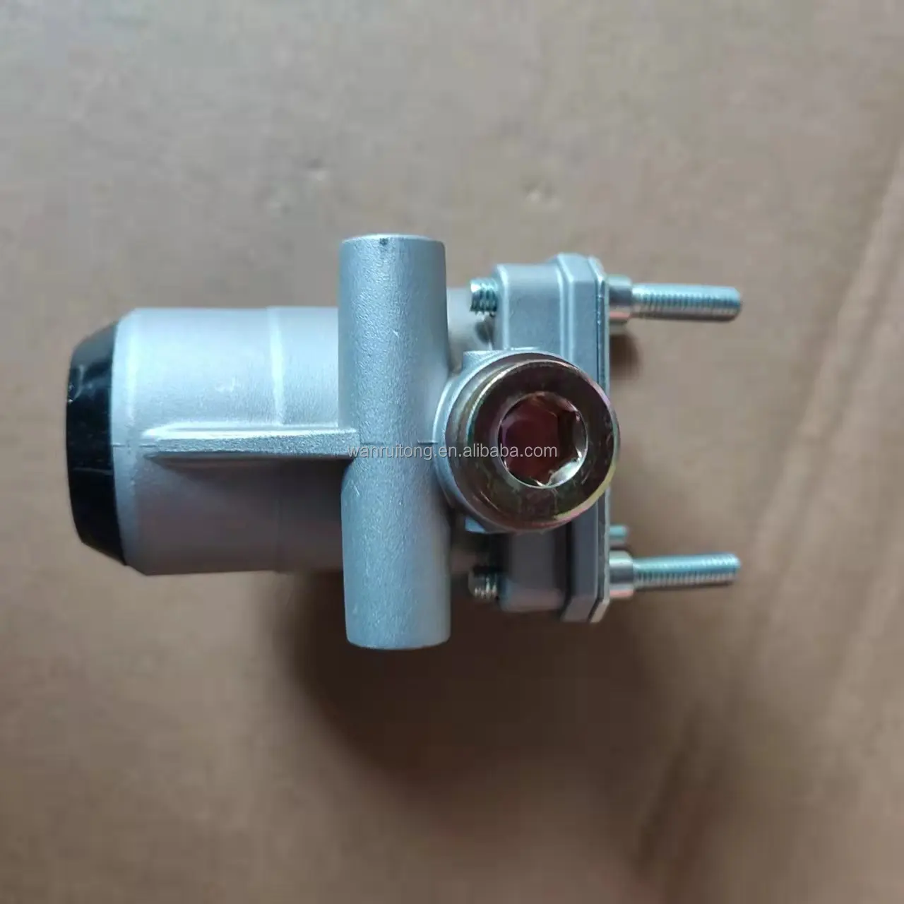 VIT-Em Truck Spare Parts pressure limiting valve OEM 4750150610 81326906016 truck spare parts factory