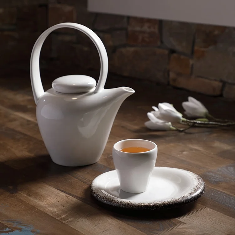 ceramic tea pot