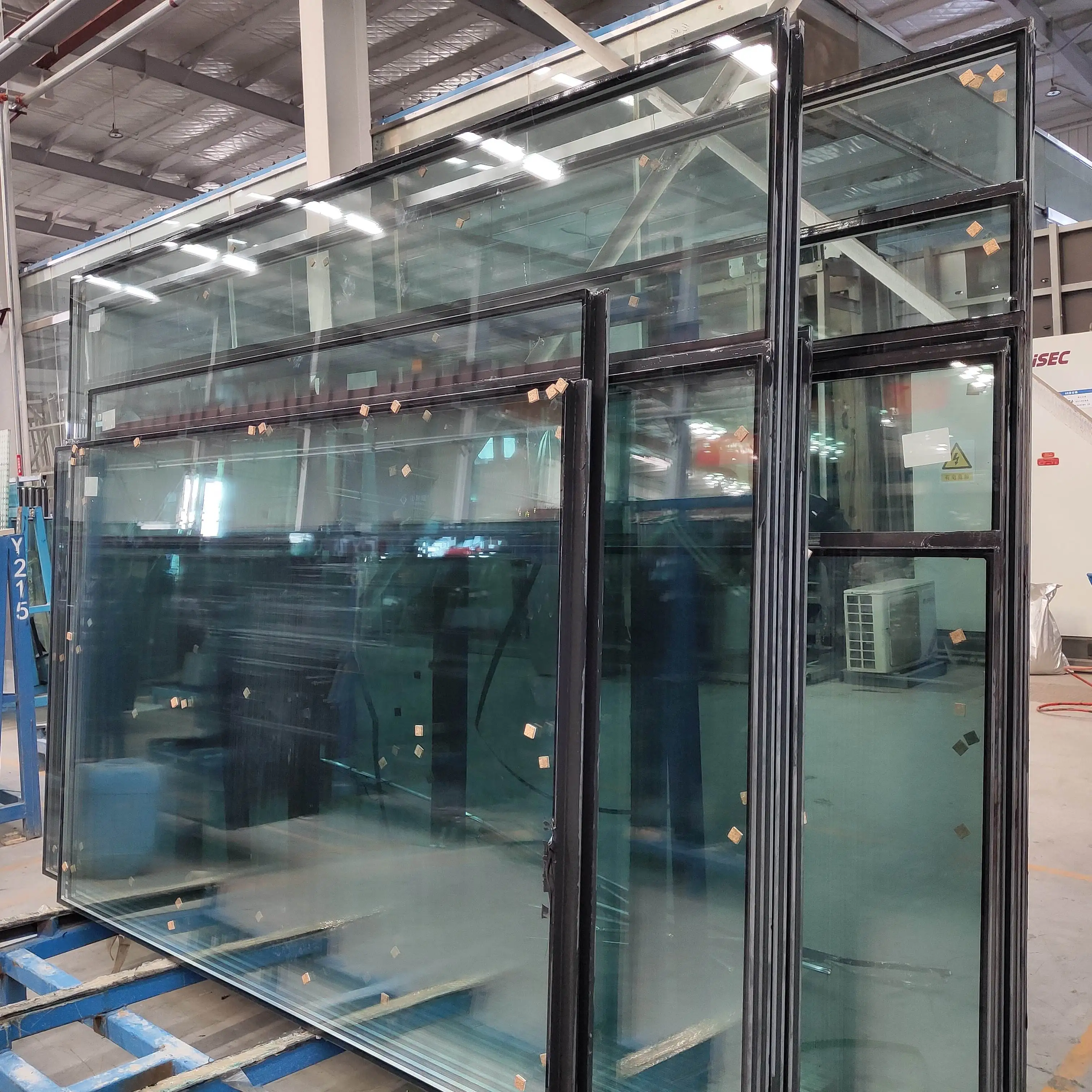 China Argon Glass Insulated Low-e Insulated Glass For Curtain Wall