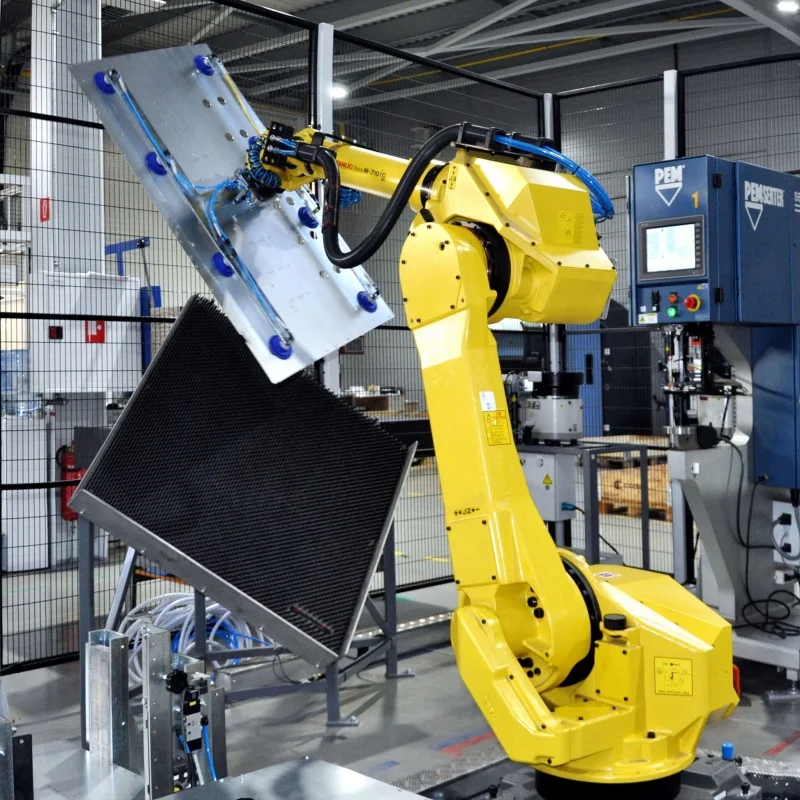 6 Axis Industrial Robotic Robot Arm Fanuc M-710iD/50M 50kg Payload ...