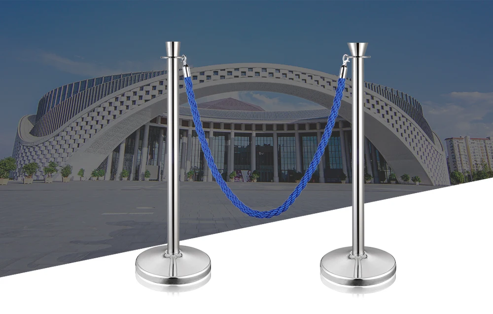 crown rope barrier (1).jpg