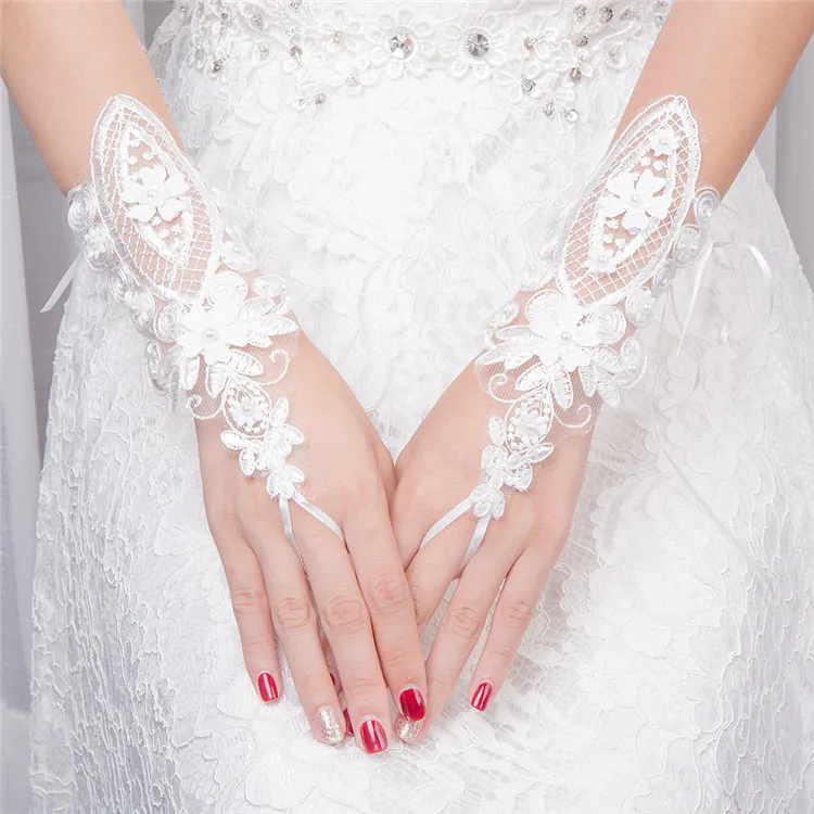 bridal gloves.jpg