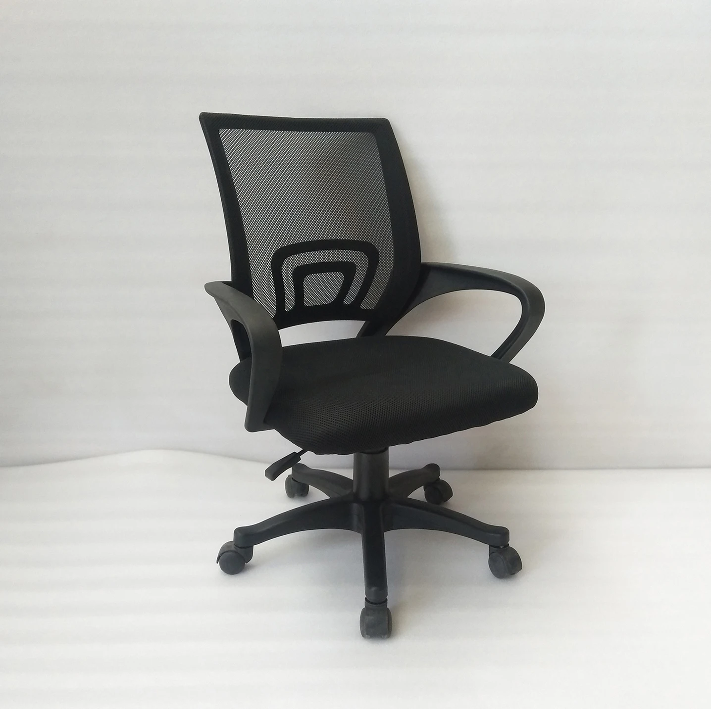 Commercial Furniture Swivel Office Visitor Chair Parts Black Ergonomic Mesh Swivel Office Chair Computer Desk Chair