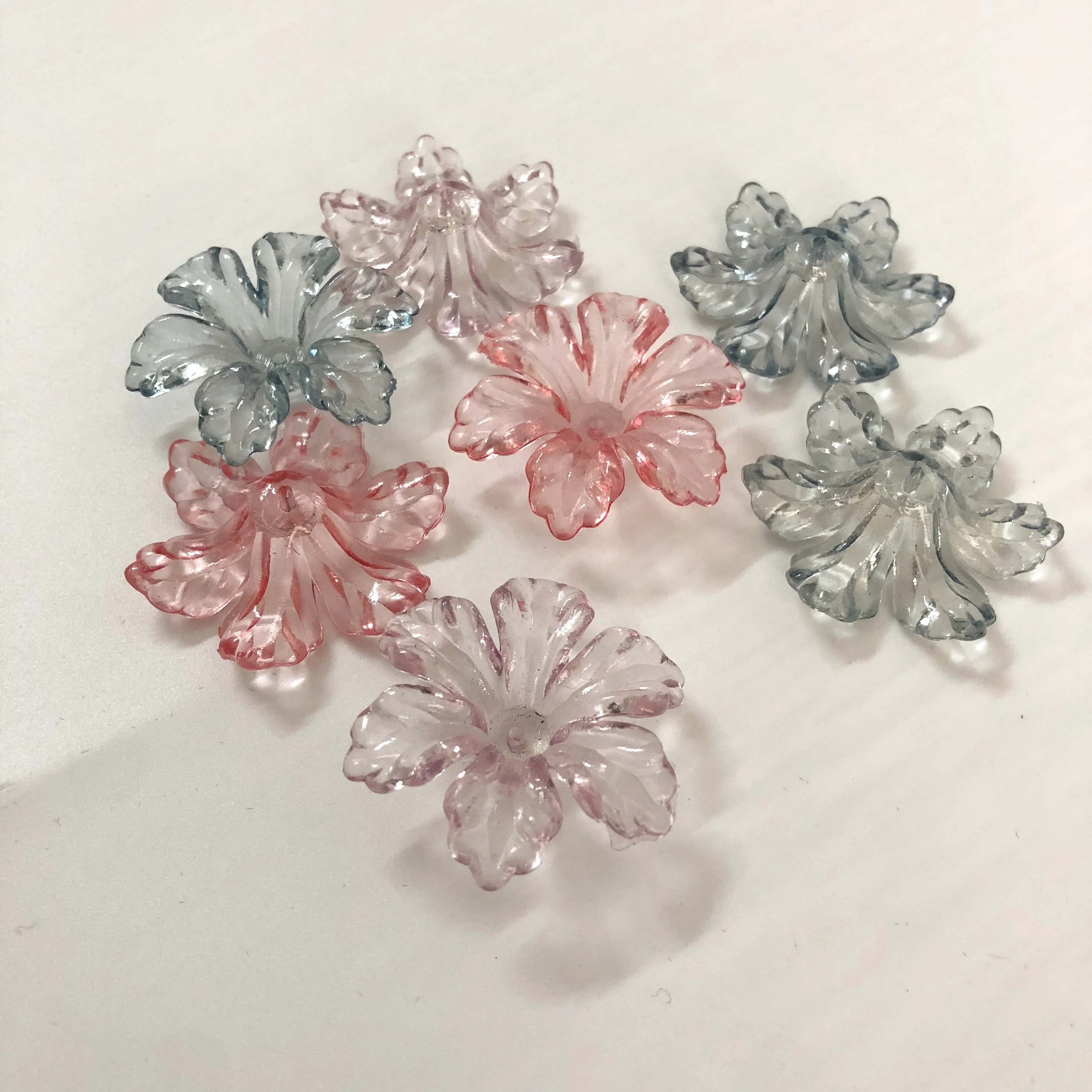 Crystal 2025 flower beads