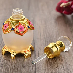 Antiqued Vintage Craft Gift Home Decoration 15ml Metal Alloy Perfume Bottle Retro Arab Style Empty Glass Essential Oil Bottle