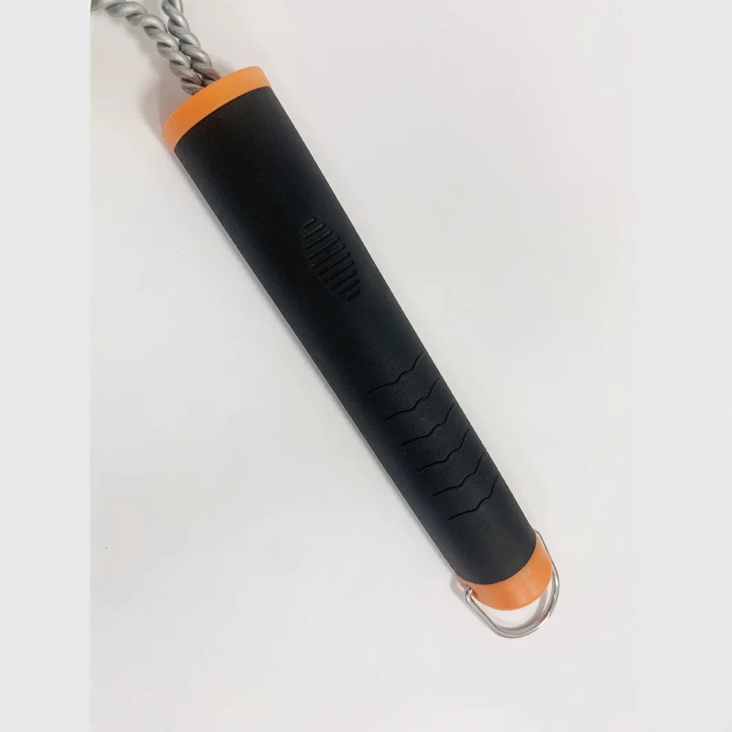 New Stainless Steel Grill Brush with Long Handle-Portable BBQ Cleaning Tool Durable & Multi-Function supplier