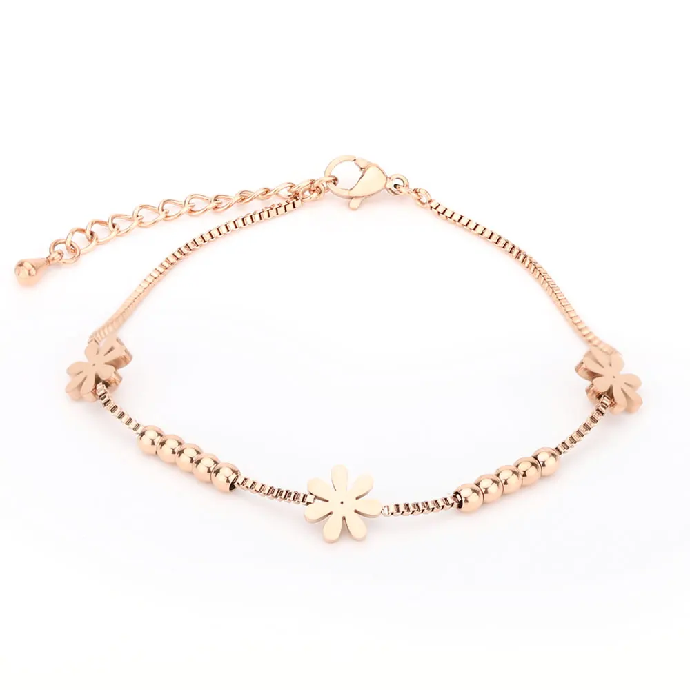 YeGieonr Bracciale Donna Oro, Placcato Oro 18K Acciaio Inossidabile Iniziali Nodo d'Amore Ciondoli Bracciale, Regali di Nozze per damigelle d' onore (M