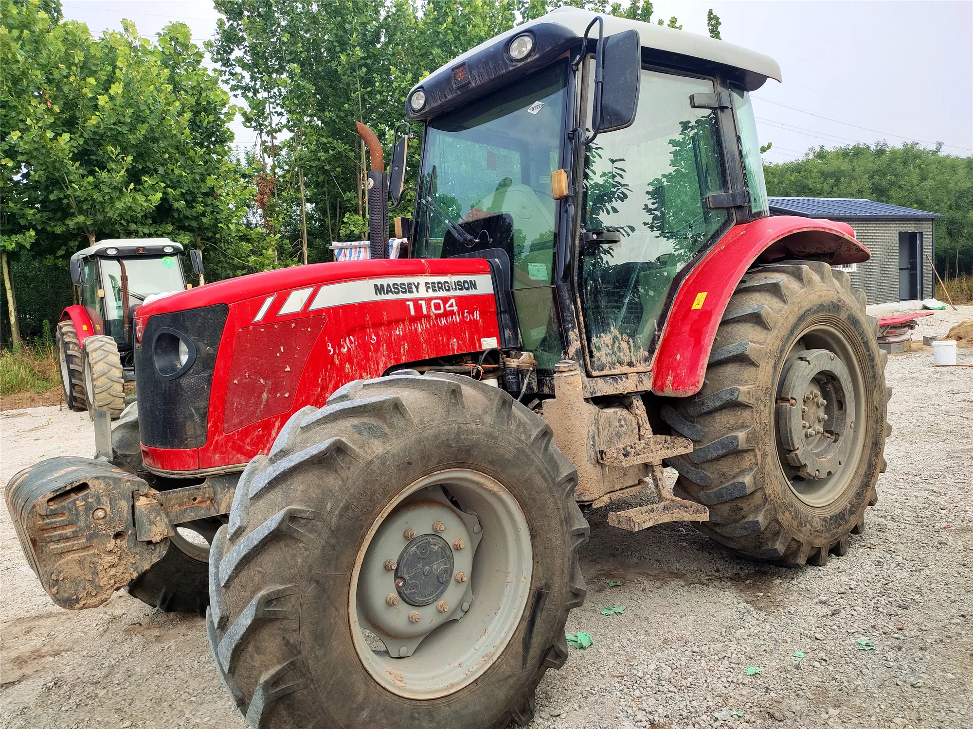 Used Farm Tractors Massey Ferguson Mf1104 Agricultural Equipment ...