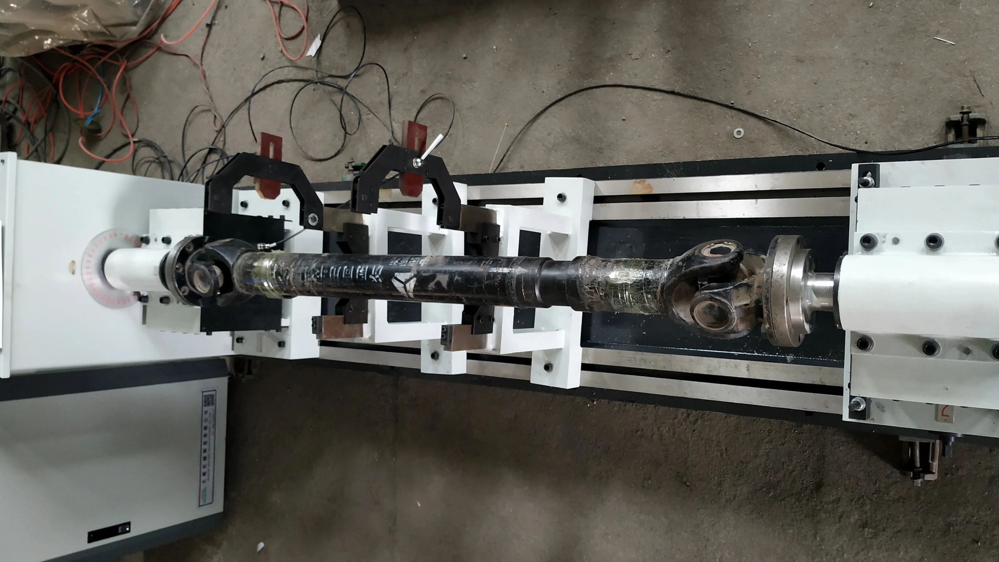 Electric Bdb100 Drive Shaft Turbine Rotor Dynamic Balancing Machine