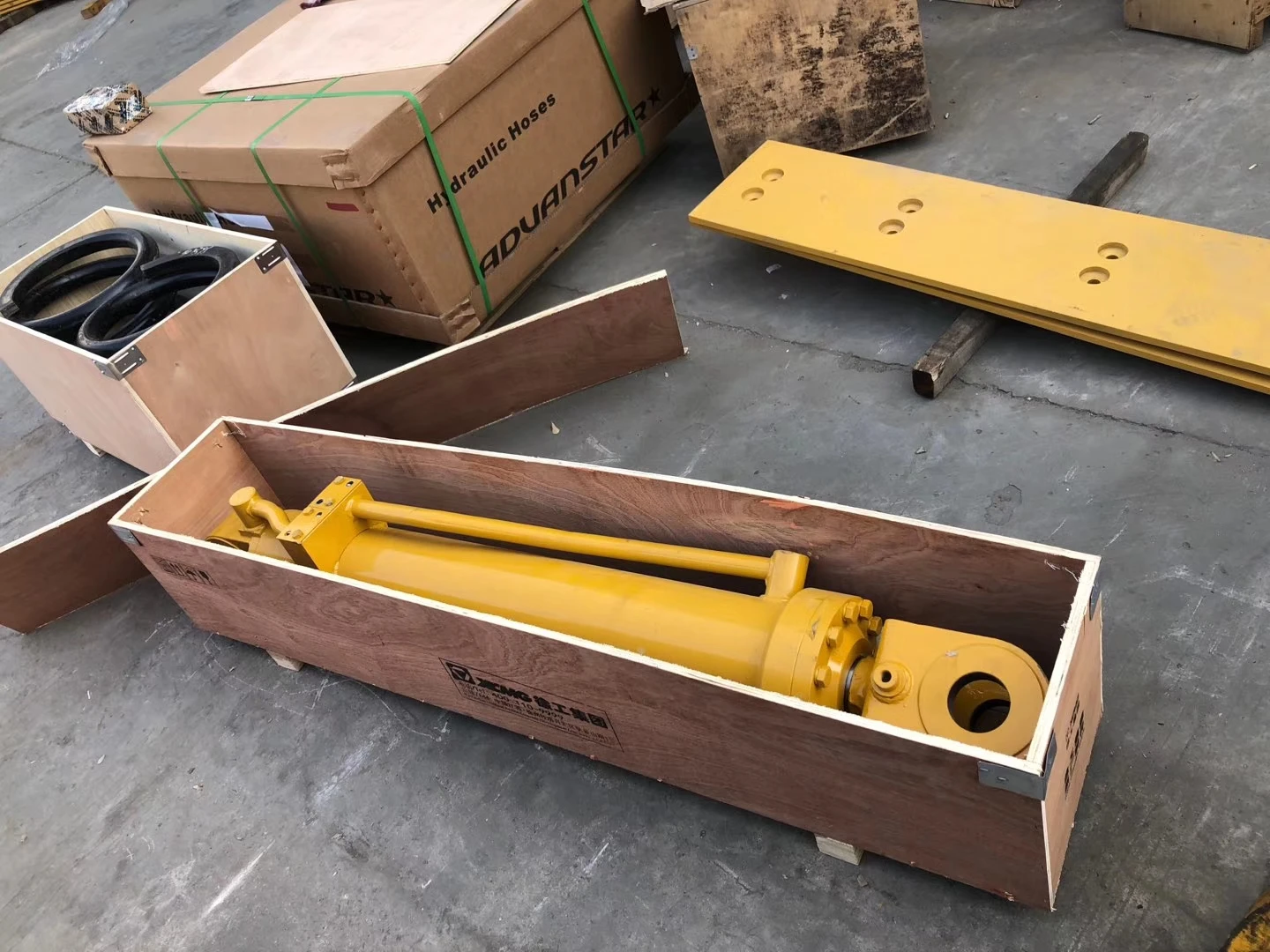 803004309 中国便宜的价格徐工轮式装载机转向液压缸