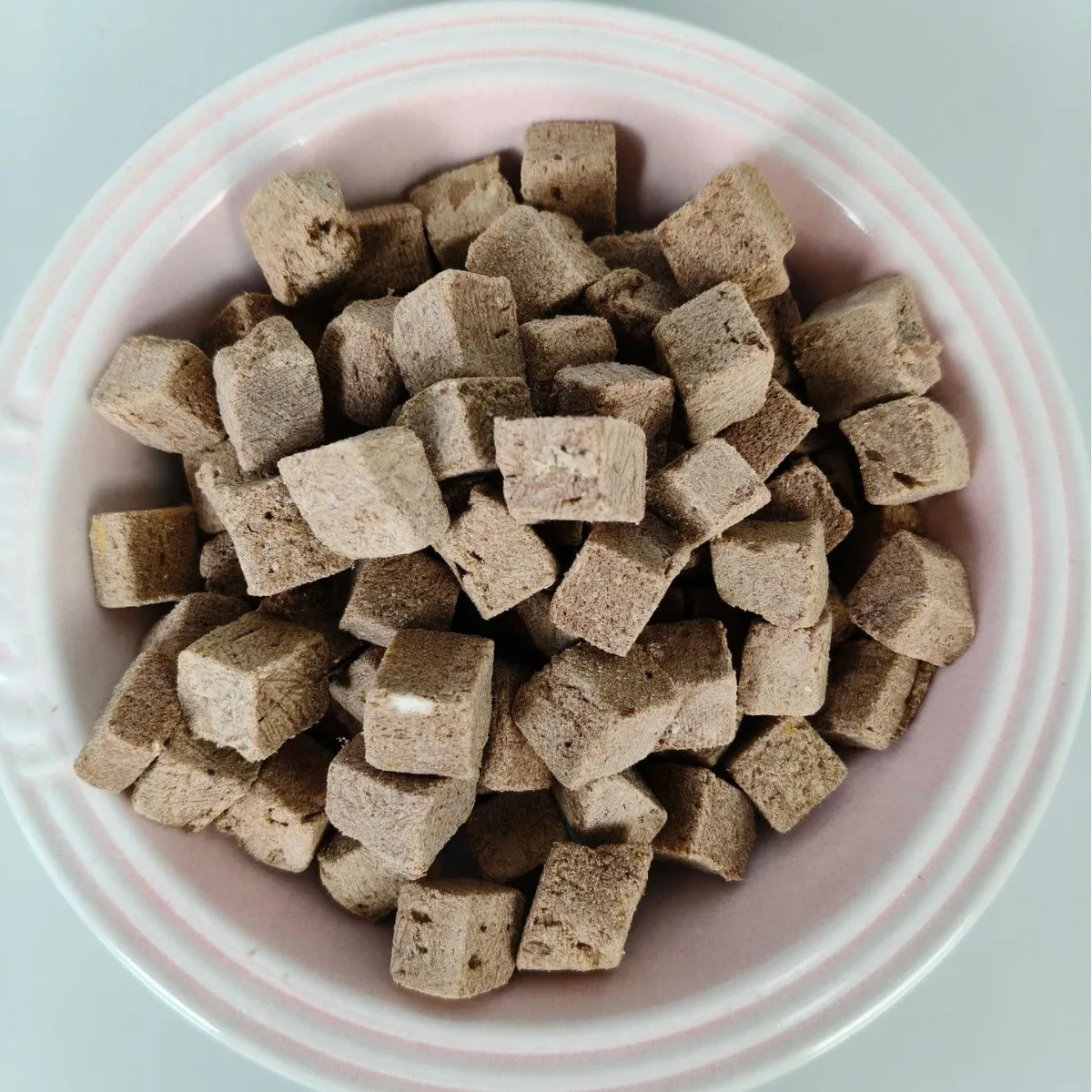 product eco friendly organic freeze dried chicken  grains high protein treats with vitamins  minerals for cats  dogs skin coat health-5