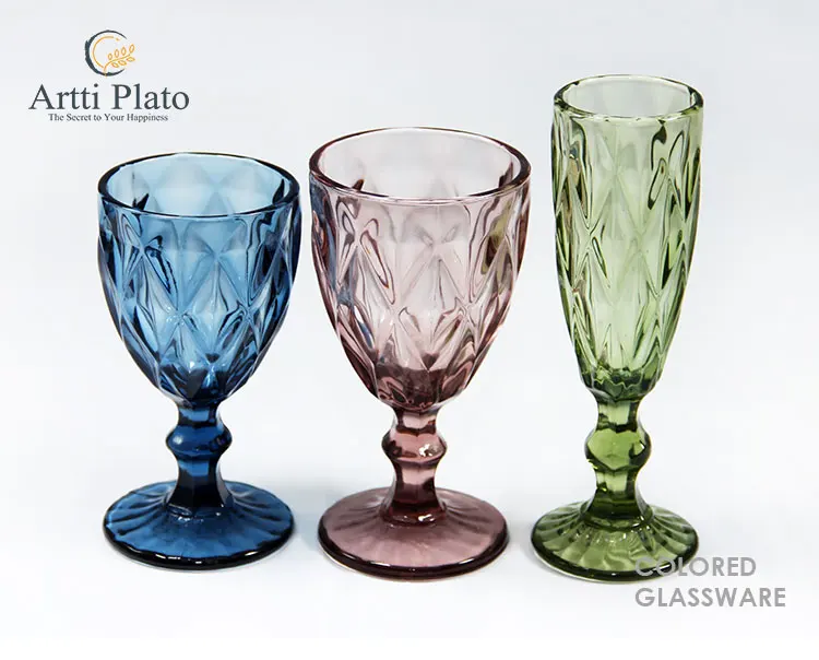 Featured image of post Colored Glass Wine Glasses - The most common colored wine glass material is glass.