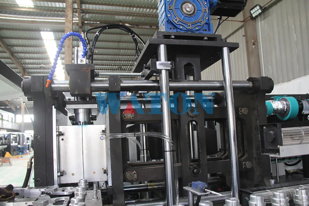 BS-5L 2cavity fully automatic high speed pet plastic bottle making blower molding machine for drinking water juice factory