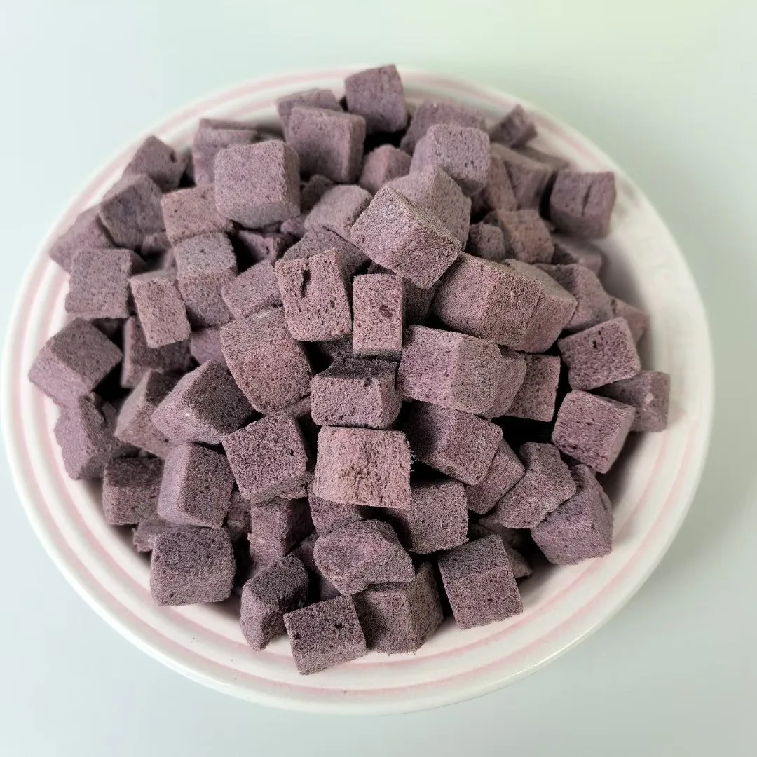 product eco friendly organic freeze dried chicken  grains high protein treats with vitamins  minerals for cats  dogs skin coat health-4