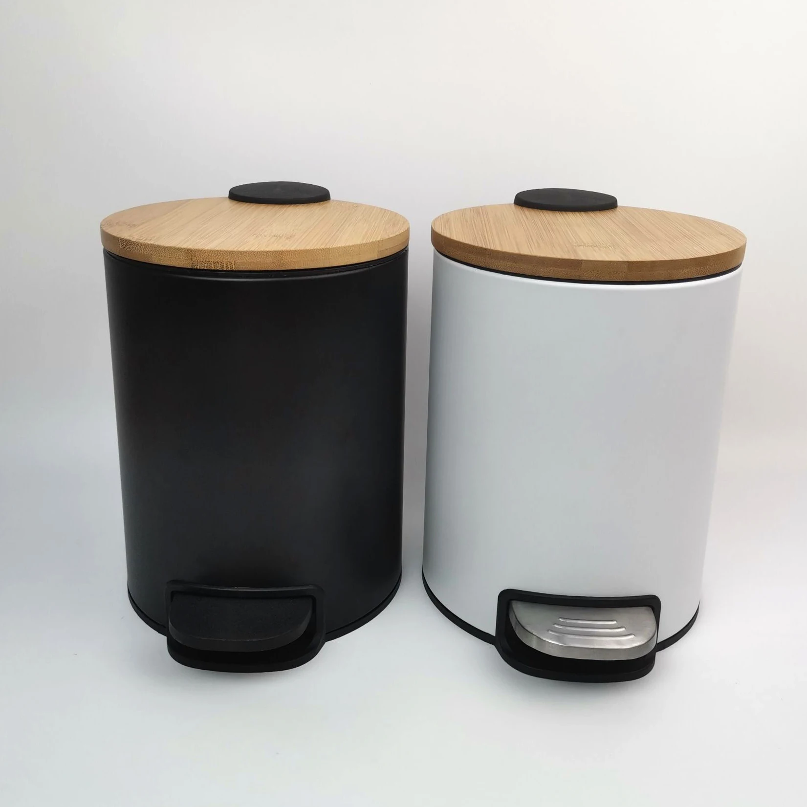3l 5l Metal Round Garbage Pedal Bin With Bamboo Lid Metal With White Powder Coating,Stainless