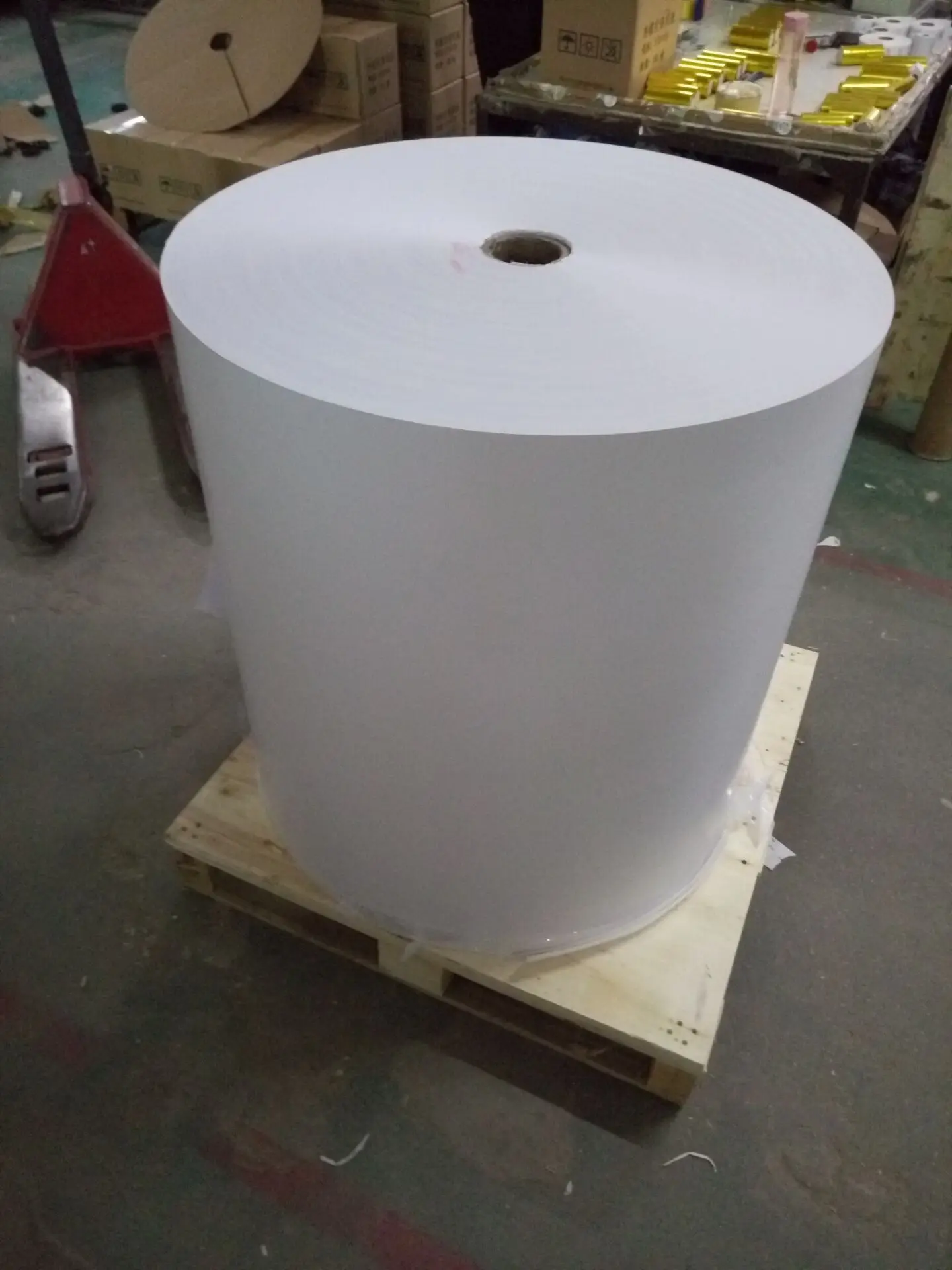 Jumbo roll-1